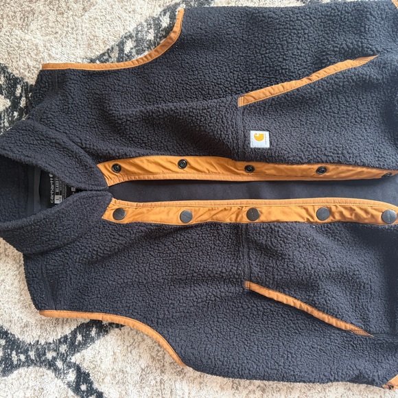 Carhartt Jackets & Blazers - Carhartt Black and Brown Sherpa Vest
